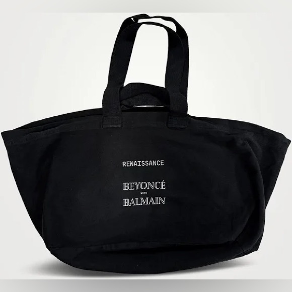 Beyonce x Balmain Renaissance Collection - Picture 3 of 4